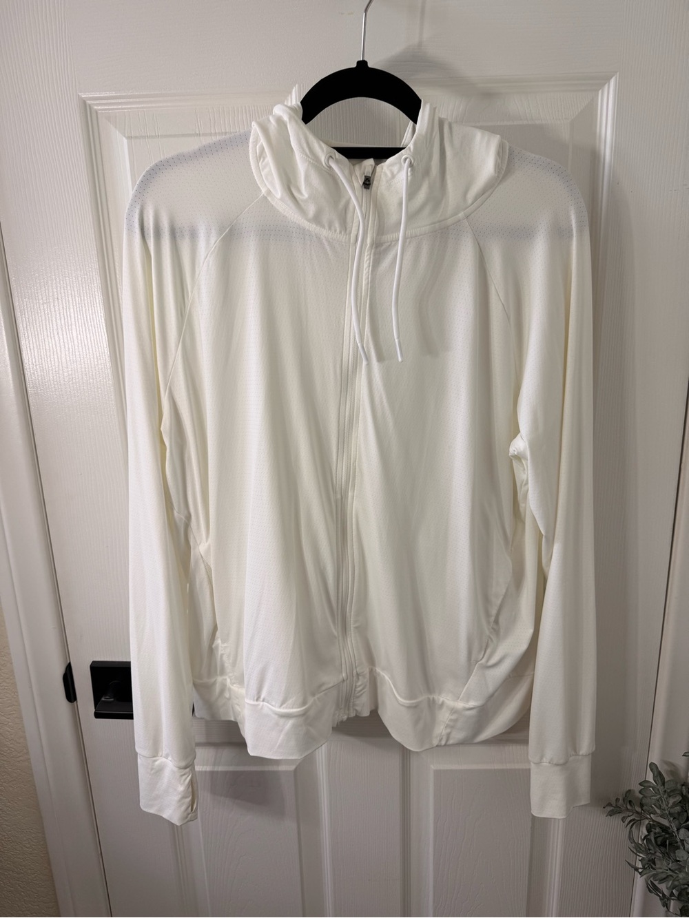 Mondetta White Zip-Up Hoodie with Black Trim